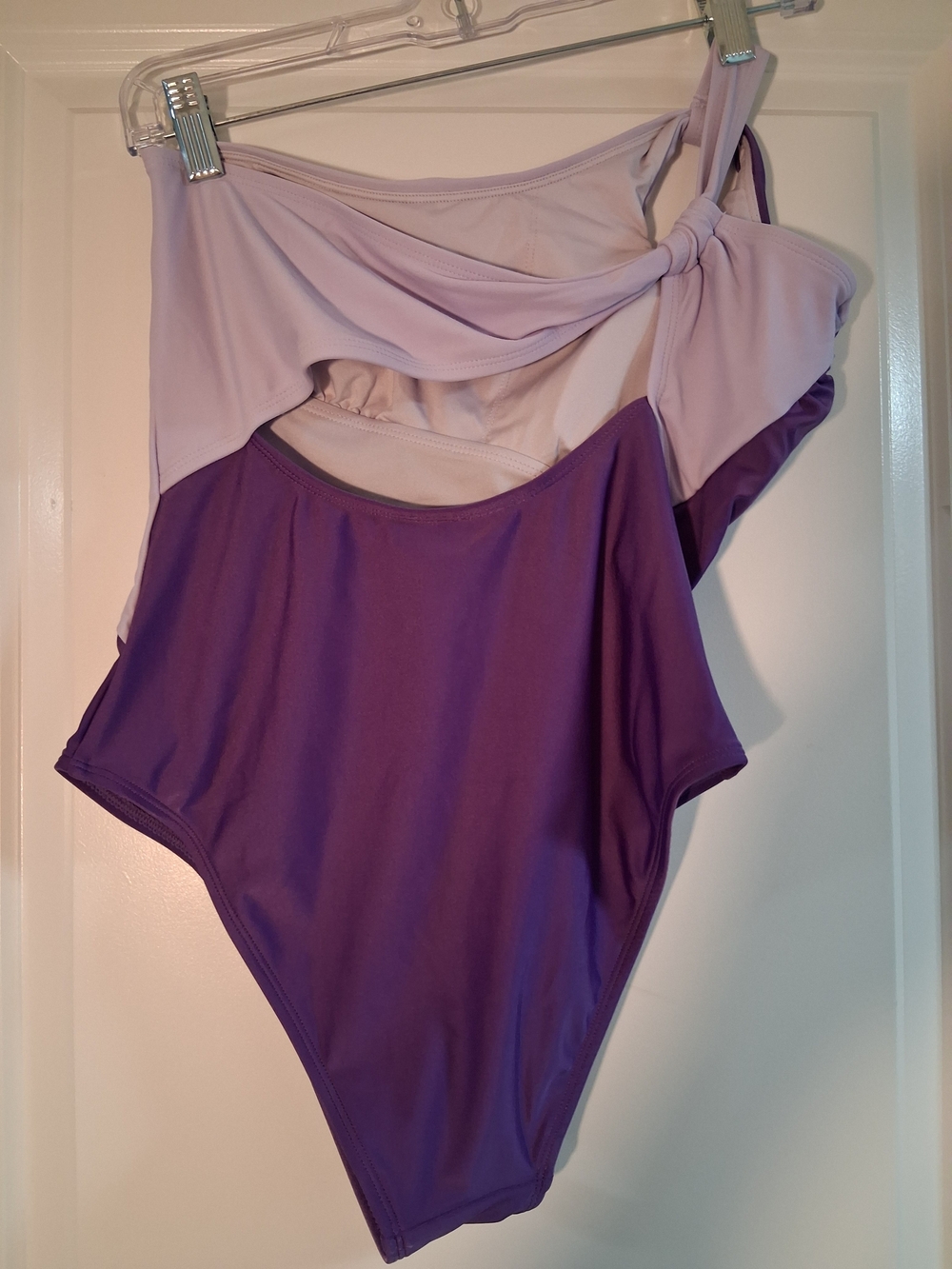 CUPSHE Purple Two-Tone One-Shoulder One Piece Swimsuit - Picture 4 of 8